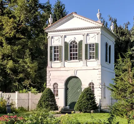 Gienapp Architects, The Derby Summer House at Glen Magna Farms